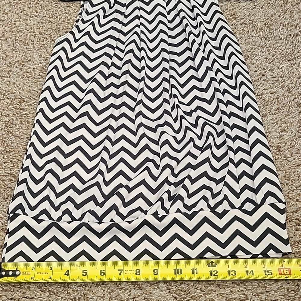 PerSeption Concept Monochrome Geometric Top - Picture 4 of 7